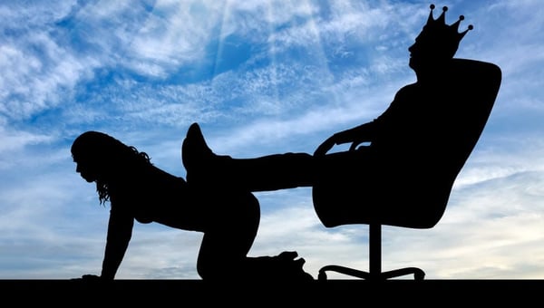 Need Help Leaving a Narcissist?  Here’s What to Do.